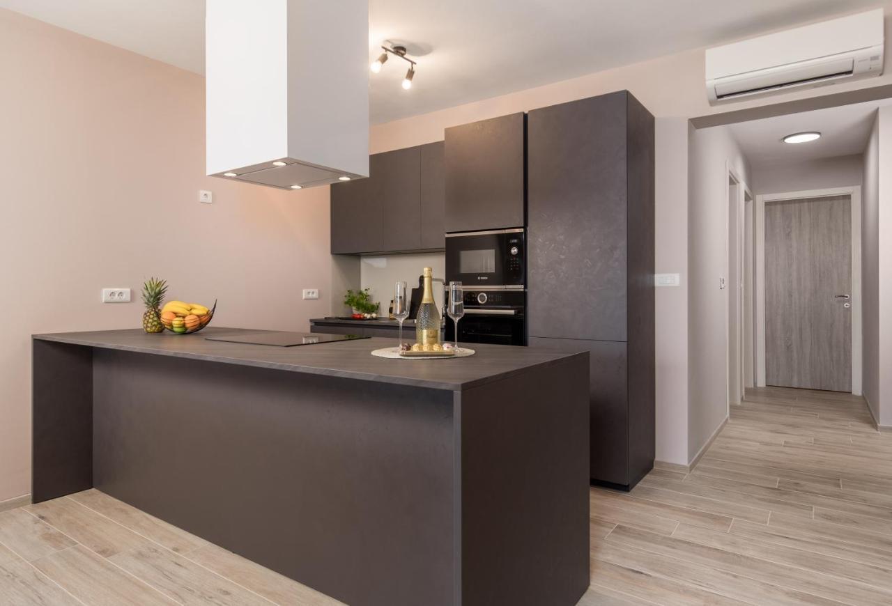 Apartment Hana Pjescana Uvala Extérieur photo